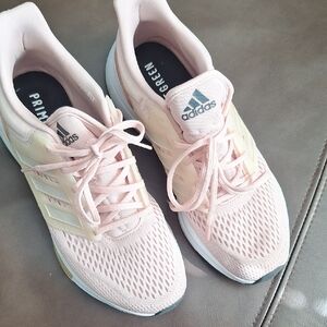 Adidas Primegreen Women's Light Pink Mesh Bounce Running Shoes in Size 9.5